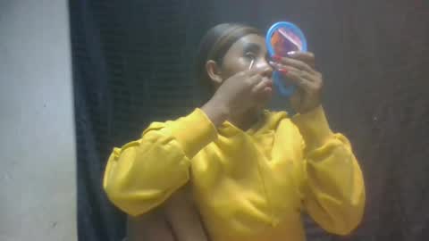 zeolineess online show from November 2, 2025, 3:20 am