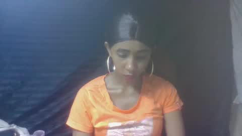 zeolineess online show from November 21, 2025, 5:39 am