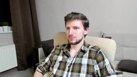 Snapshot of zepanl chatting on December 13, 2025, 9:31 pm Andrew online show from December 13, 2025, 9:31 pm