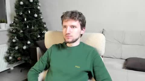 Snapshot of zepanl chatting on December 21, 2025, 10:17 pm Andrew online show from December 21, 2025, 10:17 pm