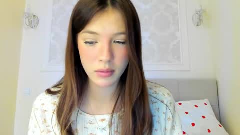 Snapshot of zerelle chatting on February 1, 2026, 8:35 am Ivy online show from February 1, 2026, 8:35 am