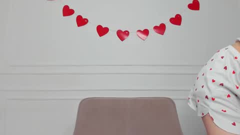 Snapshot of zerelle chatting on February 28, 2026, 11:44 am Ivy online show from February 28, 2026, 11:44 am