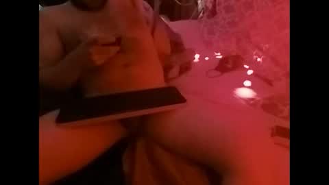 Snapshot of zeroandhero chatting on December 1, 2024, 11:14 pm zero online show from December 1, 2024, 11:14 pm