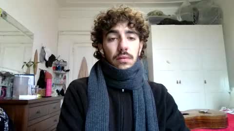 zeta214 online show from November 24, 2025, 12:27 pm