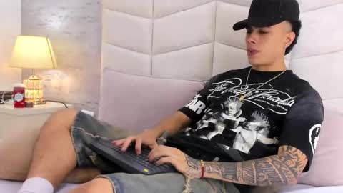 Sebas online show from October 12, 2025, 4:22 am