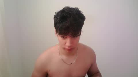 zeus_183 online show from January 13, 2026, 2:55 pm