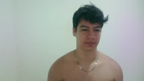 Snapshot of zeus_183 chatting on July 14, 2026, 9:03 am zeus_183 online show from July 14, 2026, 9:03 am