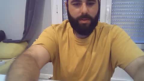 Snapshot of zeusateneo chatting on October 17, 2025, 5:37 pm Zeus online show from October 17, 2025, 5:37 pm