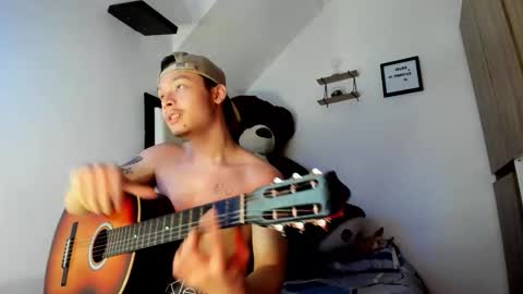 Snapshot of zeusjeff chatting on October 23, 2025, 7:56 pm zeus online show from October 23, 2025, 7:56 pm