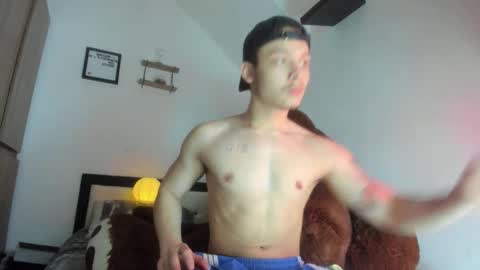 Snapshot of zeusjeff chatting on January 17, 2026, 10:02 pm zeus online show from January 17, 2026, 10:02 pm