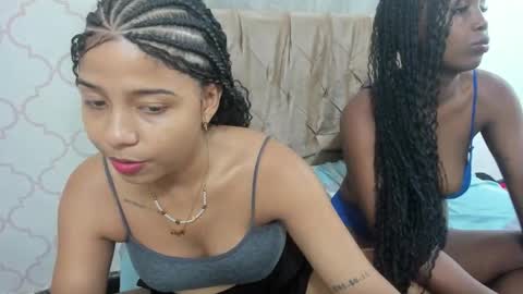 zeynep_20_ online show from December 14, 2025, 10:20 am