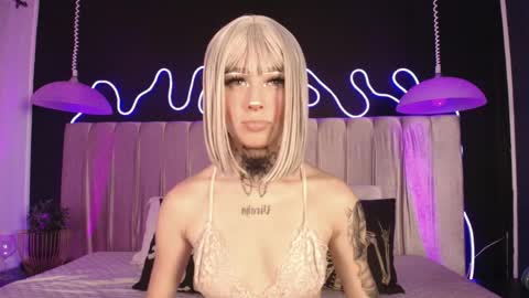 zhally_dee online show from April 4, 2026, 7:22 pm