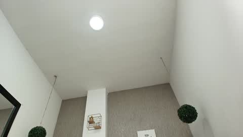 Snapshot of zhamira_21 chatting on January 17, 2025, 9:39 am ZHAMIRA ANDRES online show from January 17, 2025, 9:39 am