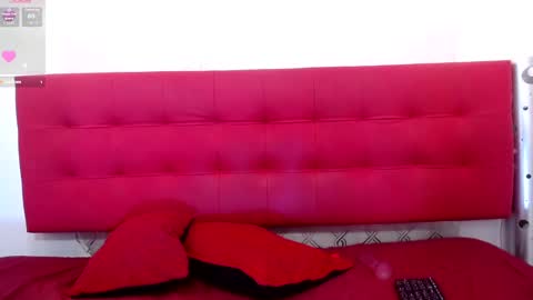 Snapshot of zhamira_21 chatting on February 20, 2025, 11:54 pm ZHAMIRA ANDRES online show from February 20, 2025, 11:54 pm
