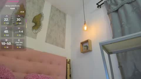 Snapshot of zhamira_21 chatting on September 28, 2025, 9:31 pm ZHAMIRA ANDRES online show from September 28, 2025, 9:31 pm
