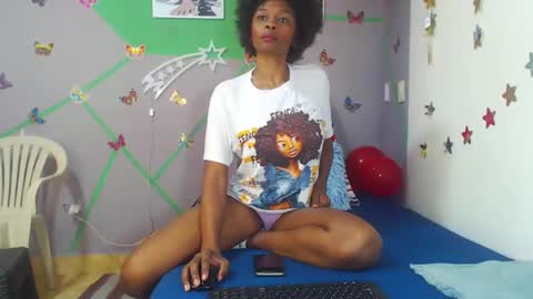 Snapshot of zharick_smithx chatting on March 5, 2025, 8:32 am zharick online show from March 5, 2025, 8:32 am