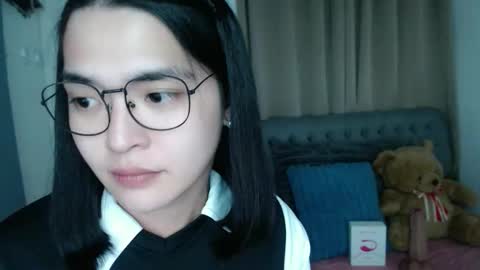 im your lovely zhaviabigcock here online show from December 20, 2025, 5:47 am