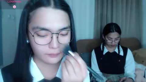 im your lovely zhaviabigcock here online show from April 20, 2026, 1:52 am