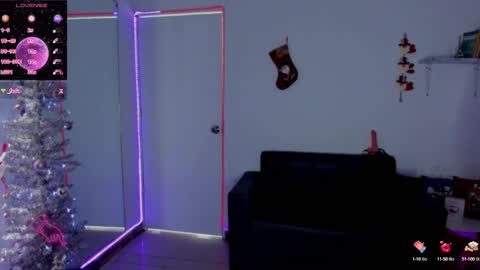 zhoestrong online show from December 25, 2024, 5:05 pm