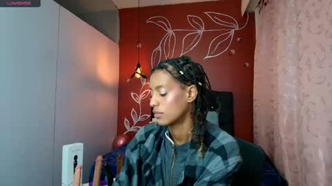 Zia Green online show from February 10, 2025, 12:08 pm