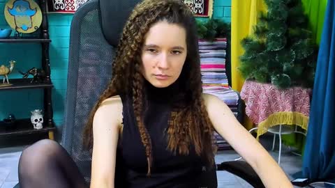 Snapshot of zianichols chatting on January 20, 2025, 12:28 pm zianichols online show from January 20, 2025, 12:28 pm