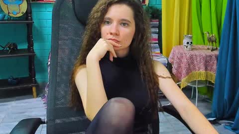 Snapshot of zianichols chatting on January 21, 2025, 6:34 pm zianichols online show from January 21, 2025, 6:34 pm