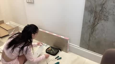 Nensi online show from April 2, 2026, 10:24 am