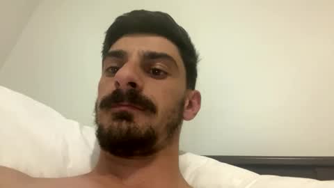 ziggy22113 online show from November 9, 2025, 3:21 pm