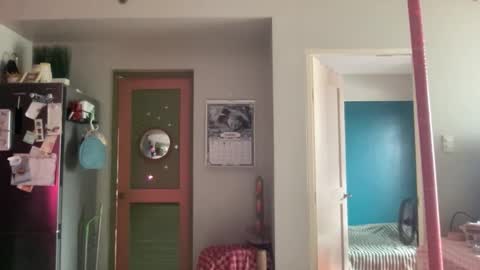 Snapshot of ziggy_rouge chatting on January 15, 2026, 2:38 am Ziggy ziggy- online show from January 15, 2026, 2:38 am