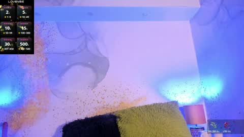 zihaadams_ online show from April 29, 2026, 2:21 pm