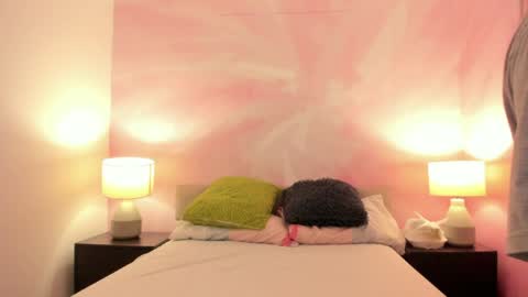 zihaadams_ online show from May 3, 2026, 7:53 pm