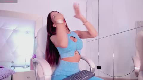 Nia  online show from February 23, 2025, 11:44 am