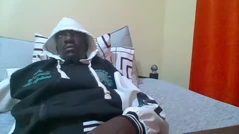 Zlatann2012 online show from December 20, 2025, 1:02 am