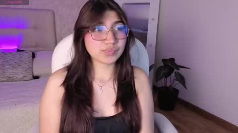 zoe  online show from September 30, 2025, 5:23 am