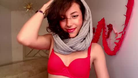 zoe_ch_ online show from February 21, 2025, 1:55 am