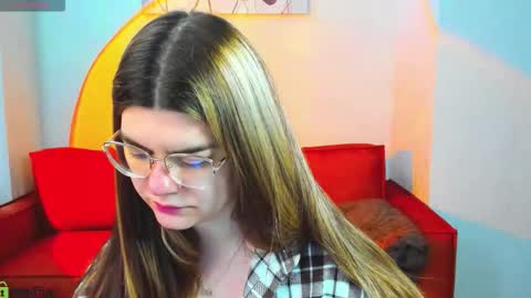 Snapshot of zoe_j0y chatting on March 2, 2026, 3:52 am Zoe online show from March 2, 2026, 3:52 am