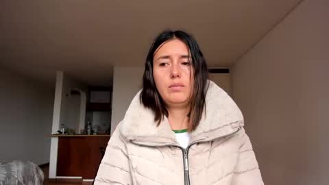 ZOE online show from February 27, 2025, 9:25 pm