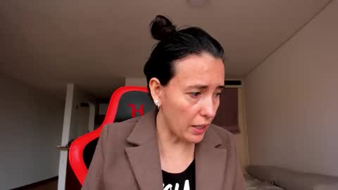 ZOE online show from September 16, 2025, 9:05 pm