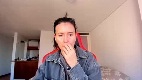 ZOE online show from October 2, 2025, 8:38 pm