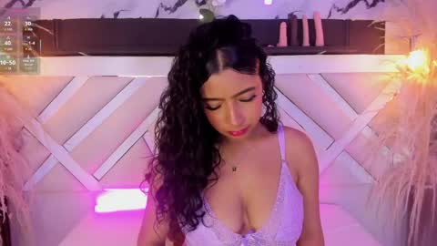 Zoey  online show from April 2, 2026, 9:45 pm