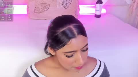 Zoey  online show from April 25, 2026, 10:51 pm