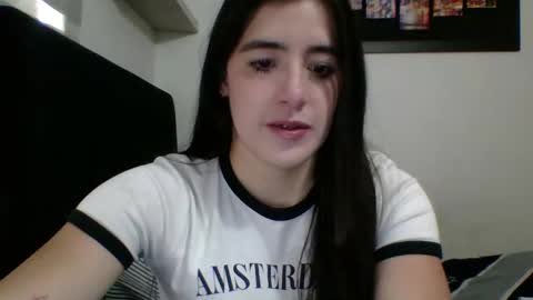 Zoe online show from November 26, 2025, 6:20 pm