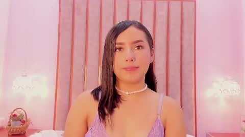 Zoe Monrow online show from July 31, 2026, 11:53 am