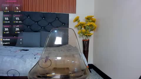 Snapshot of zoe_pss chatting on October 11, 2025, 11:03 pm Zoe online show from October 11, 2025, 11:03 pm