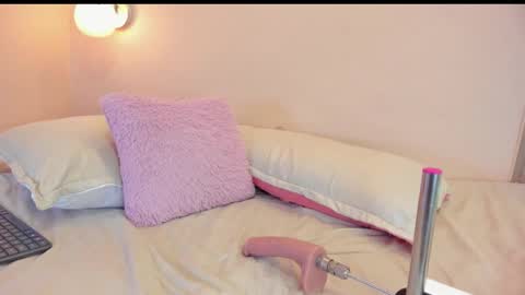 Zoe online show from March 21, 2026, 8:19 am