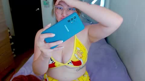 Snapshot of zoe_sexy69 chatting on July 16, 2026, 5:30 pm ZOE online show from July 16, 2026, 5:30 pm