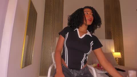 Hi guys i am Zoe  online show from March 23, 2026, 11:25 am