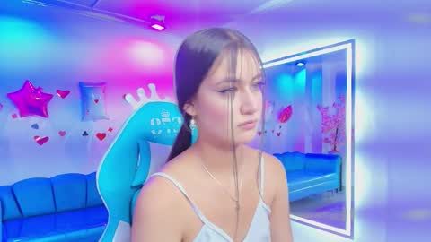 Zoe online show from February 20, 2026, 11:43 am