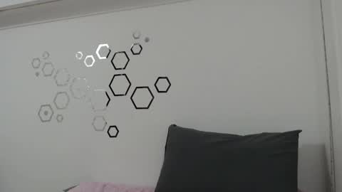 Carolina online show from September 8, 2025, 11:04 pm