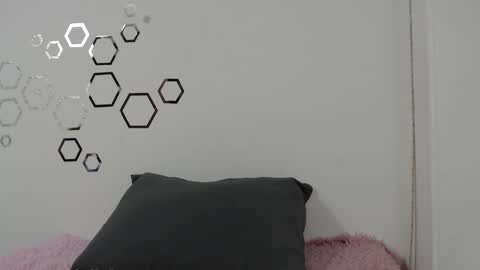 Carolina online show from September 22, 2025, 10:23 pm